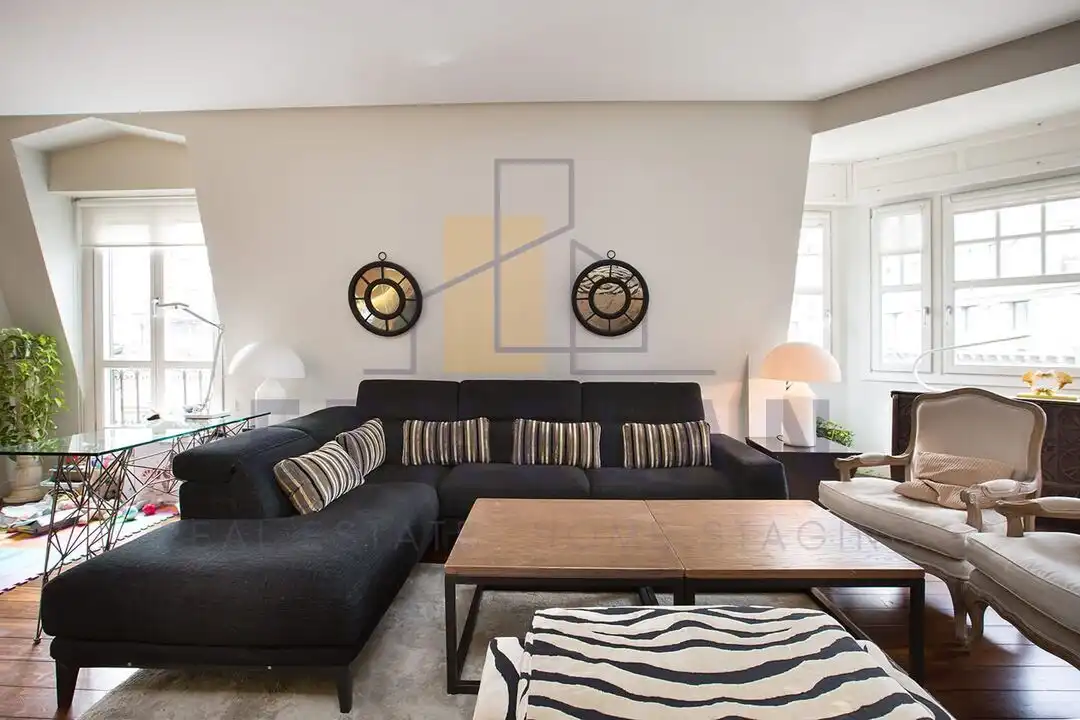 Living room of Flat for sale in Bilbao   with Heating, Storage room and Balcony
