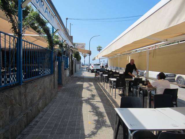 Local comercial en Venta en La Pineda