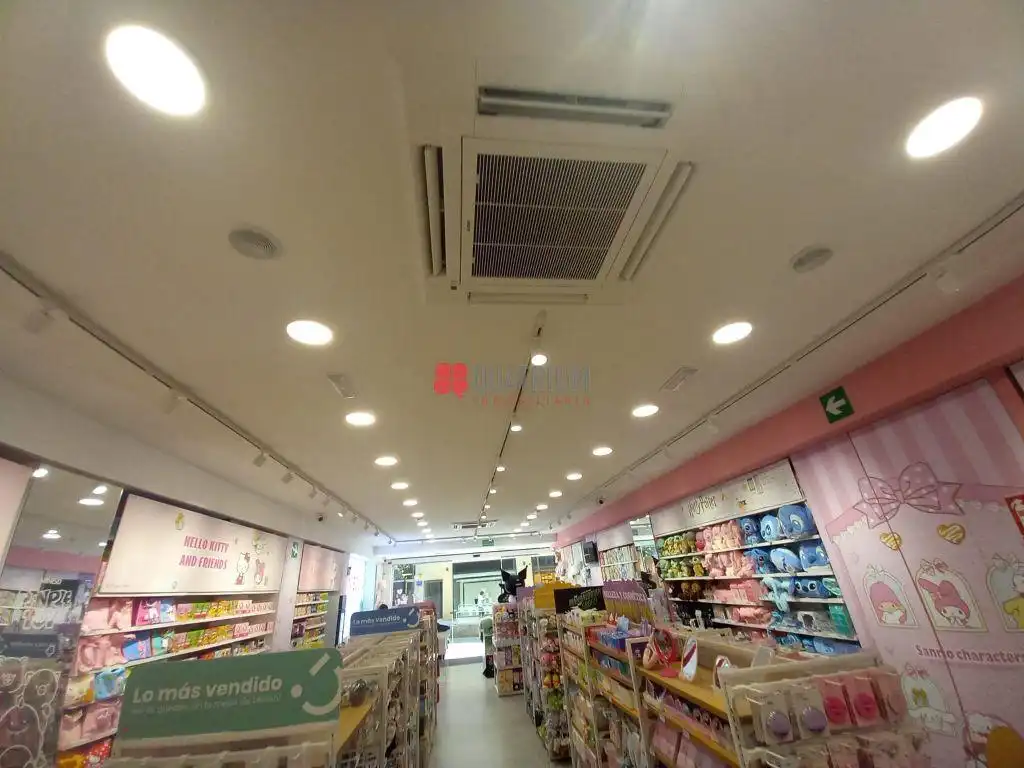 Commercial properties for transfer in Santiago de Compostela   with Air Conditioner