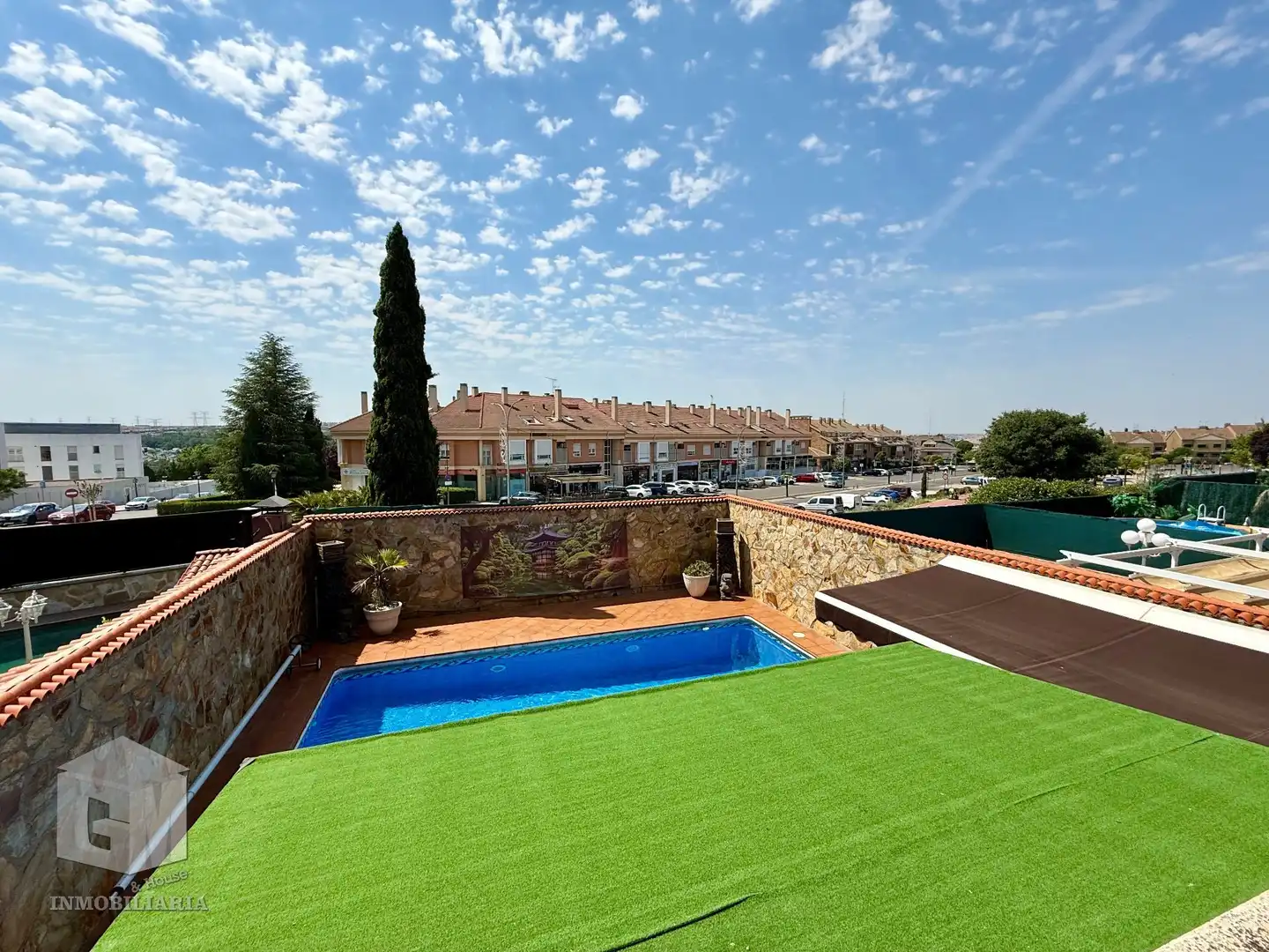 Swimming pool of Detached homes for sale in Arroyomolinos (Madrid)  with Air Conditioner, Heating and Private garden