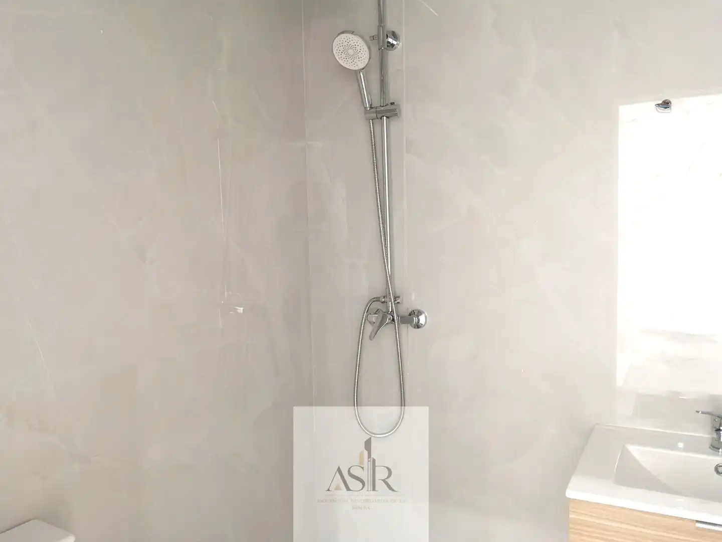 Bathroom of Flat for sale in Alzira  with Terrace