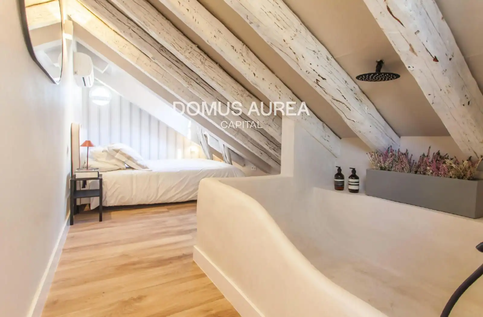 Habitación de Ático en venta en Madrid con Aire acondicionado, Terraza y Amueblado
