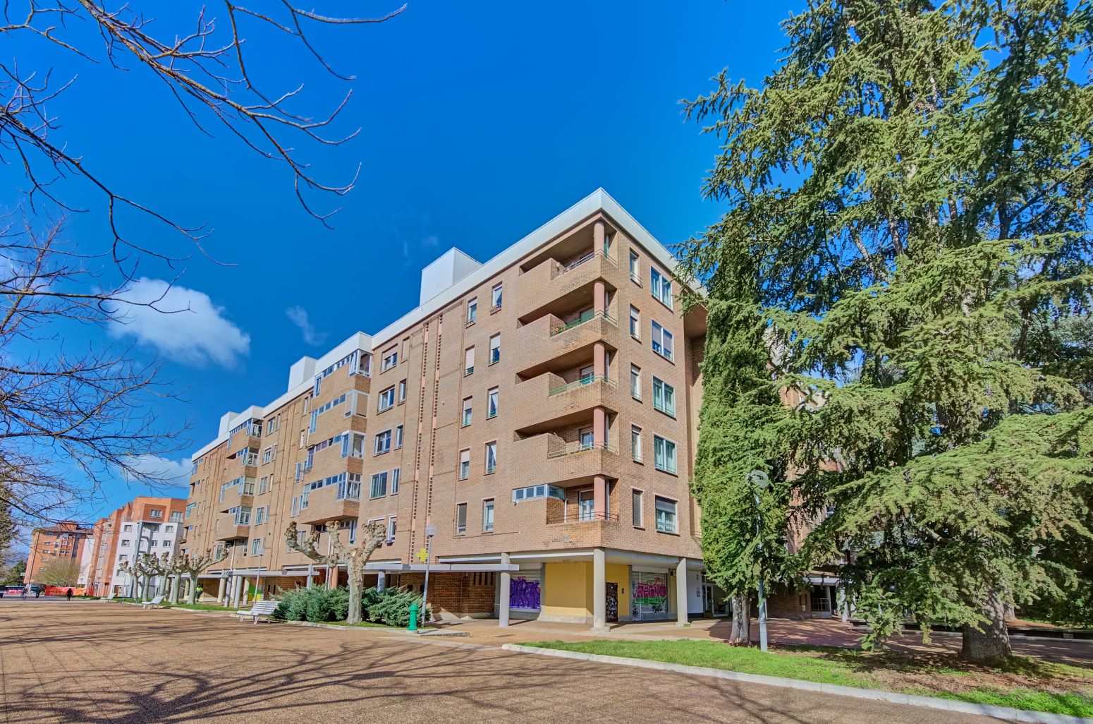 Exterior view of Flat for sale in  Pamplona / Iruña  with Air Conditioner, Heating and Parquet flooring