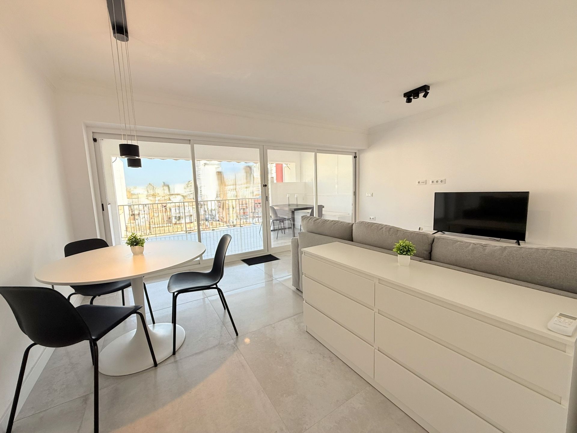 Living room of Flat for sale in Llucmajor  with Air Conditioner, Heating and Terrace