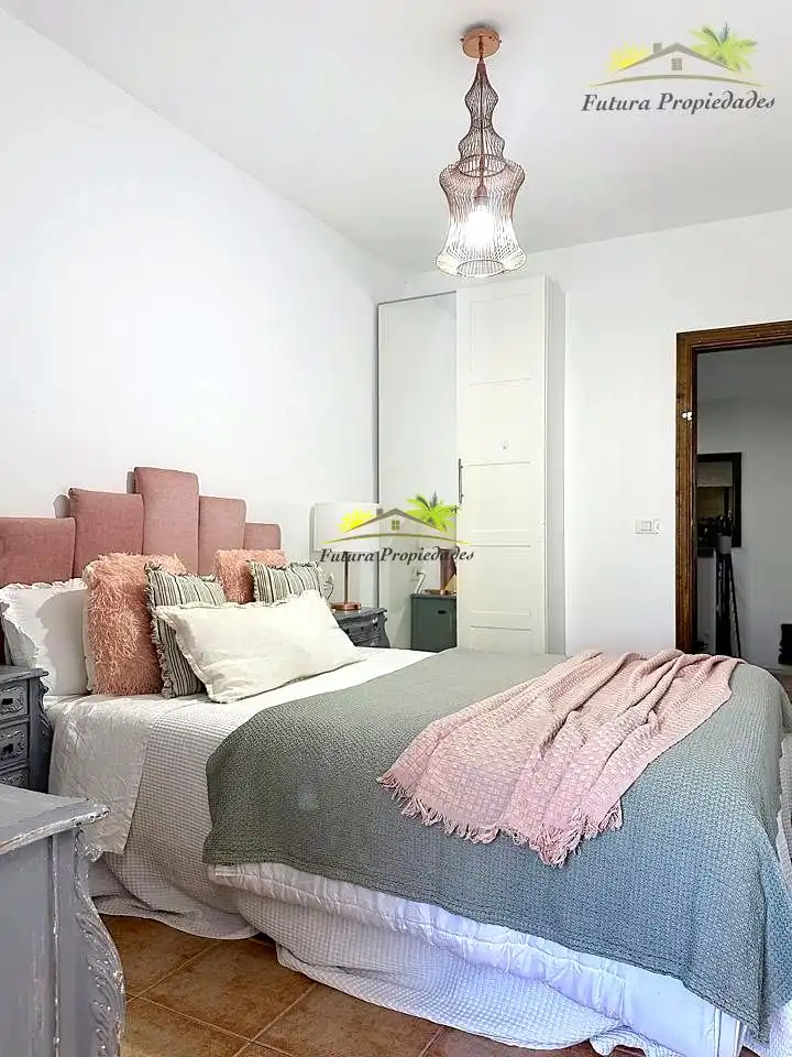 Dormitori de Dúplex en venda en Arrecife amb Aire condicionat, Terrassa i Moblat