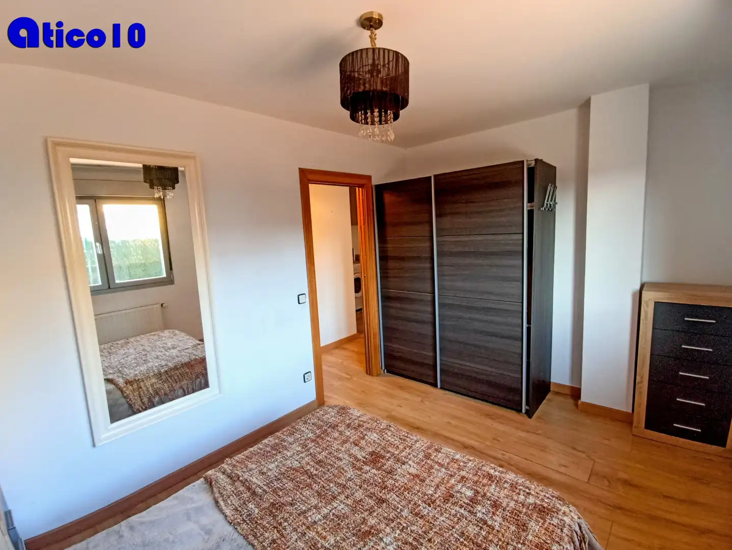 Bedroom of Attic for sale in Oviedo   with Heating, Parquet flooring and Terrace