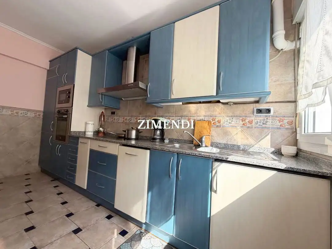 Cocina de Piso en venta en Berriz con Calefacción, Trastero y Amueblado