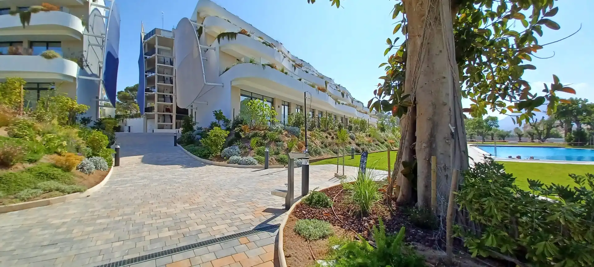 Vista exterior de Apartamento en venta en L'Alfàs del Pi con Aire acondicionado, Calefacción y Jardín privado