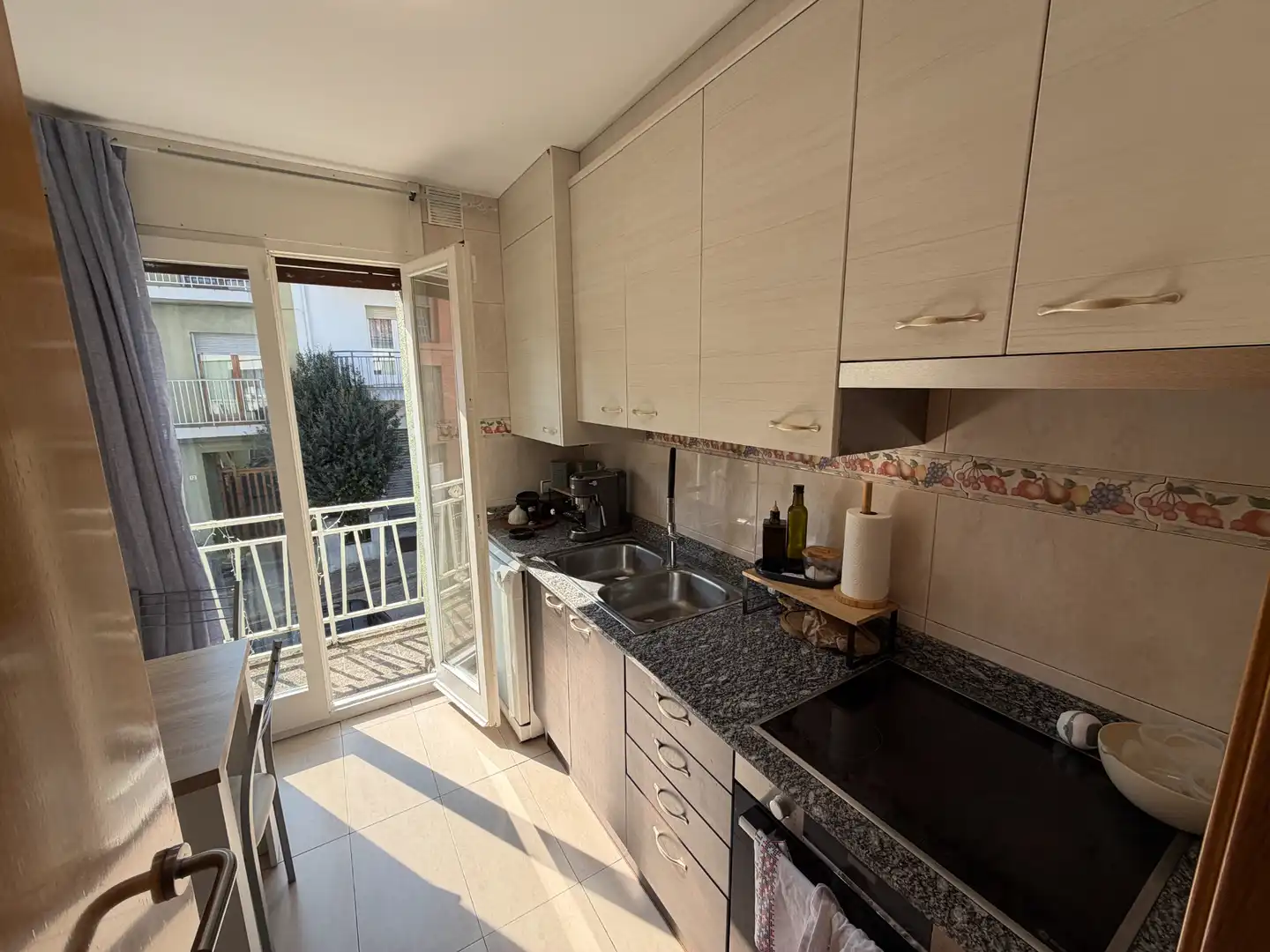Kitchen of Flat for sale in Olot  with Heating and Balcony