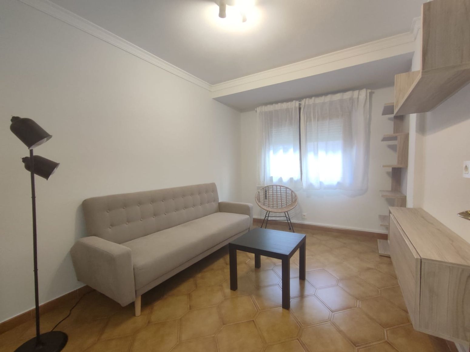 Sala de estar de Piso de alquiler en Gijón  con Calefacción y Amueblado