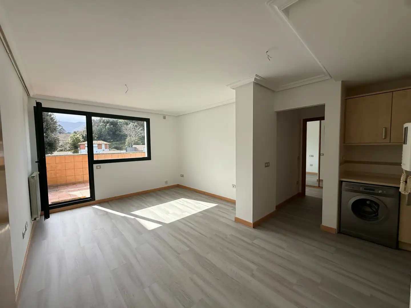 Sala de estar de Ático en venta en Llanes con Calefacción, Terraza y Trastero