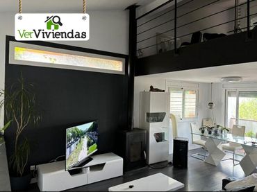 Casa amb balcó en venda a Carrer Castell de Sant Jaume 6