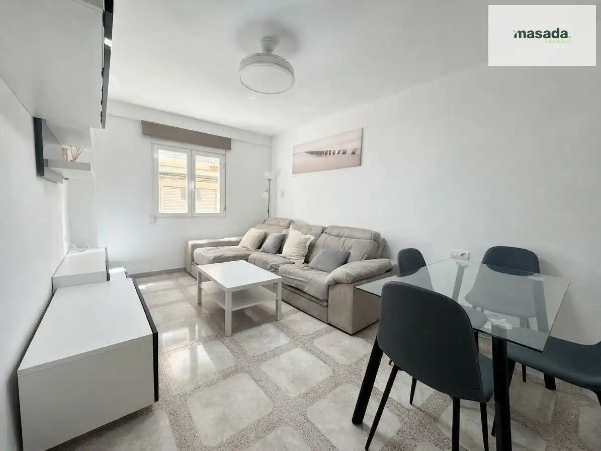Living room of Flat for rent in Granada  with Furnished and Balcony