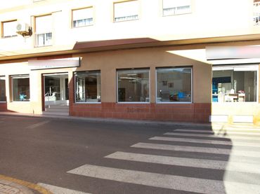 Local commercial à vendre à Calle COMETA 1