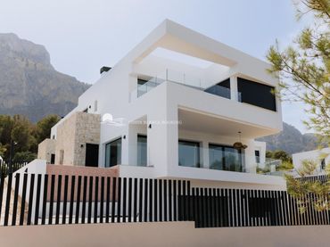 Villa con piscina in vendita a Balcón de Ponoig - Polop Paradis - Polop Hills