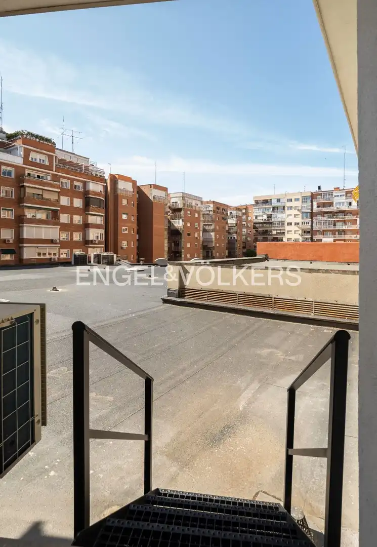 Terrasse von Wohnung zur Miete in Madrid mit Klimaanlage, Heizung und Terrasse
