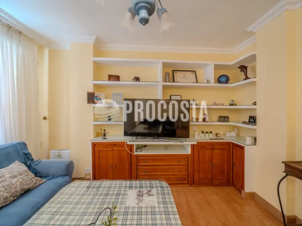 Flat for sale in Calle Buenos Aires, Almuñecar Centro