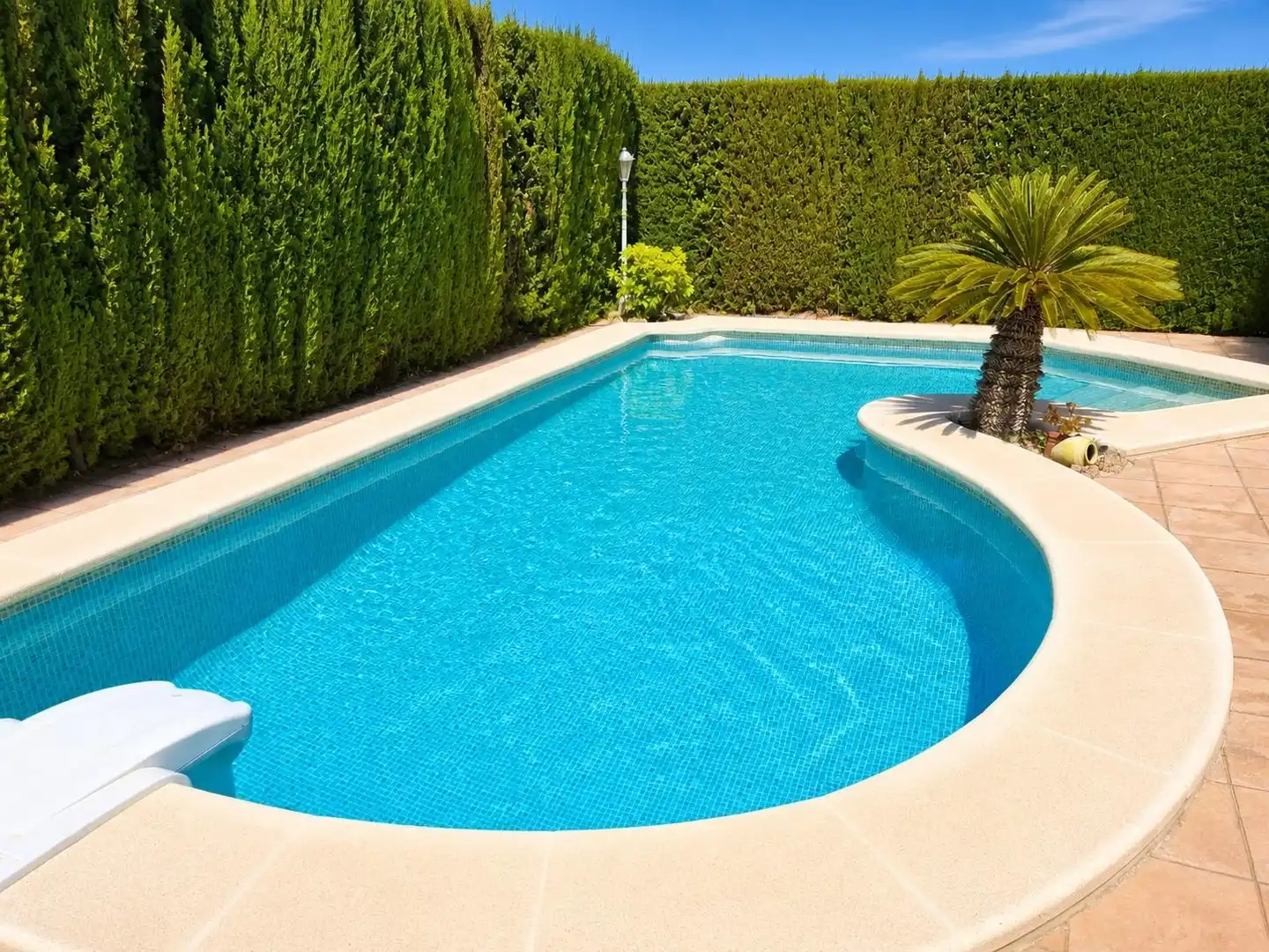 Detached house with pool for sale in Los Arenales del Sol, imagen 6