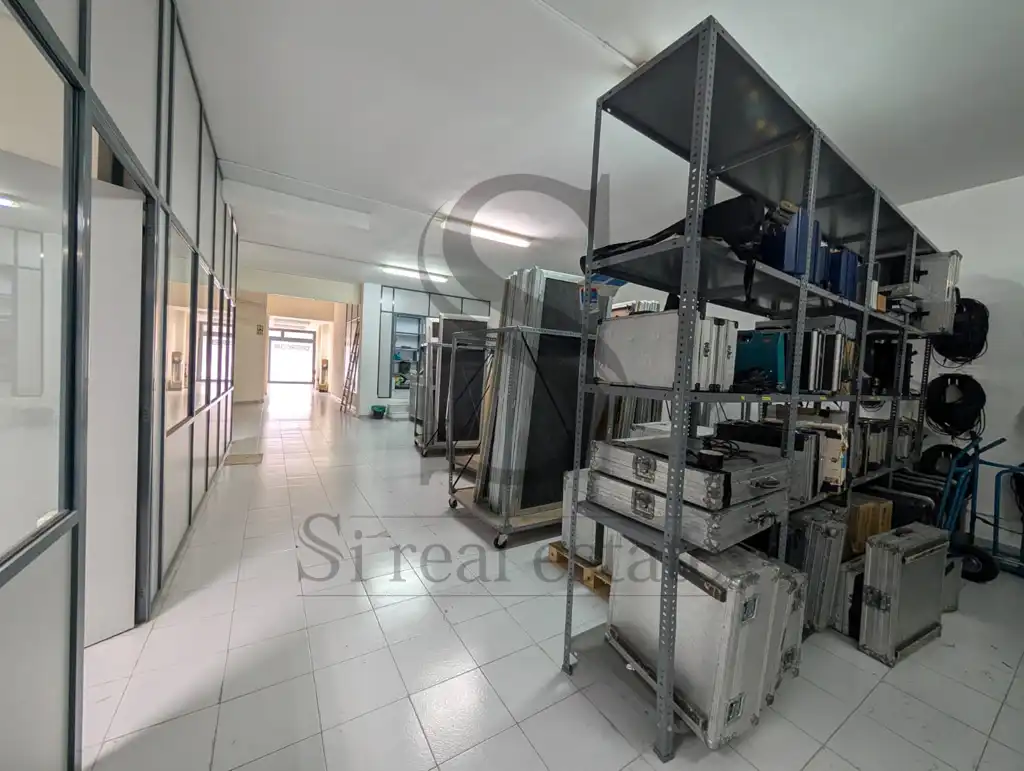 Local comercial en venda a Carrer d'Arquímedes, imagen 4