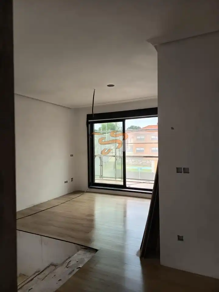 Casa adosada en venda en Ferrol amb Calefacció, Jardí privat i Terrassa