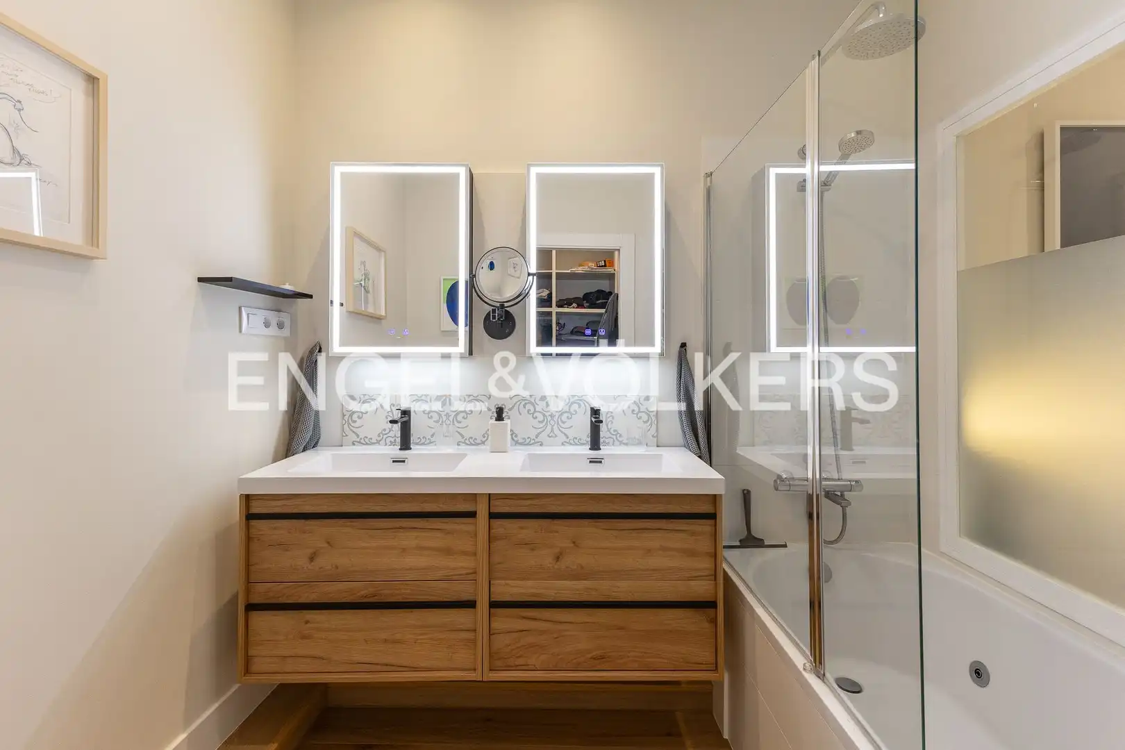 Baño de Piso en venta en Madrid con Aire acondicionado, Calefacción y Balcón