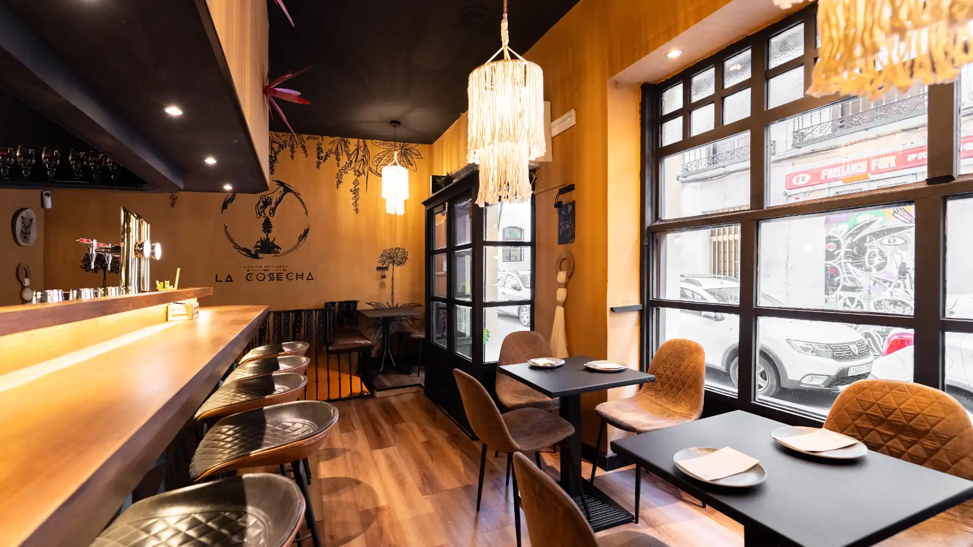 Local en traspaso en  Madrid Capital con Aire acondicionado, Amueblado y Internet