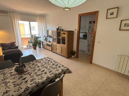 Dining room of Flat for sale in Salt  with Air Conditioner, Heating and Oven