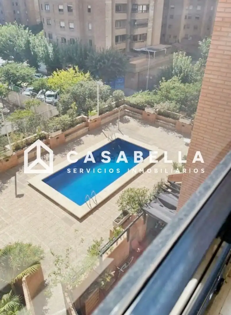Piscina de Piso en venta en Valencia con Aire acondicionado, Calefacción y Trastero