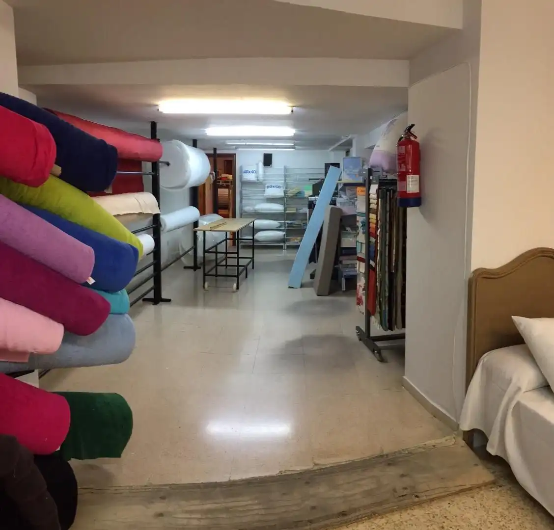 Commercial properties for sale in Valladolid  with Air Conditioner and Heating