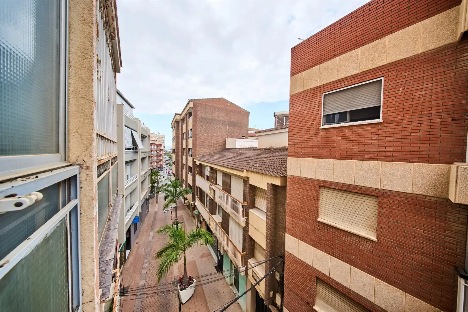 Vista exterior de Pis en venda en Motril amb Terrassa