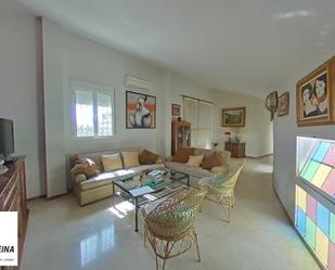 Living room of Flat to rent in  Sevilla Capital  with Air Conditioner and Terrace