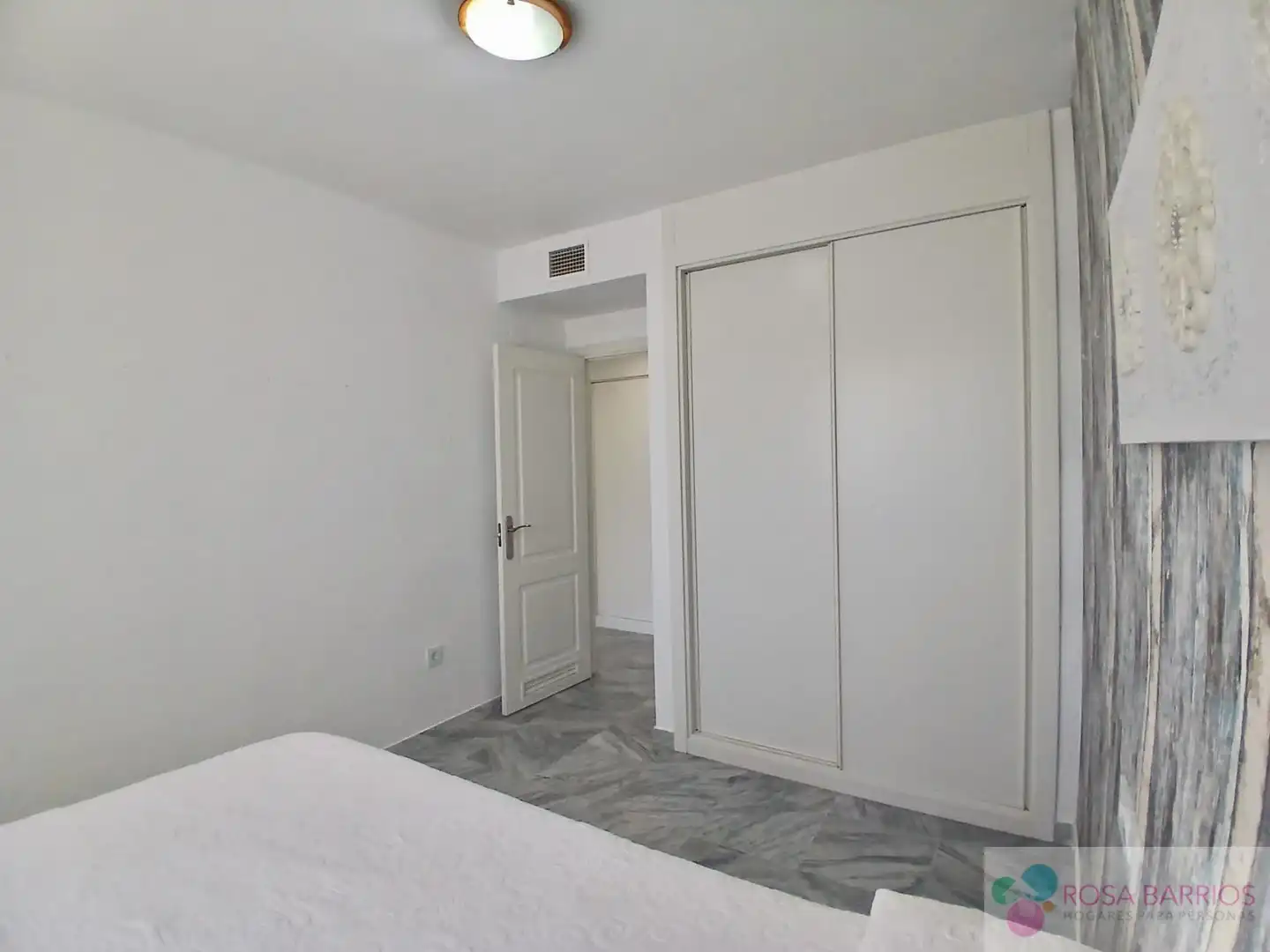 Bedroom of Flat for rent in Marbella  with Terrace, Furnished and Community pool