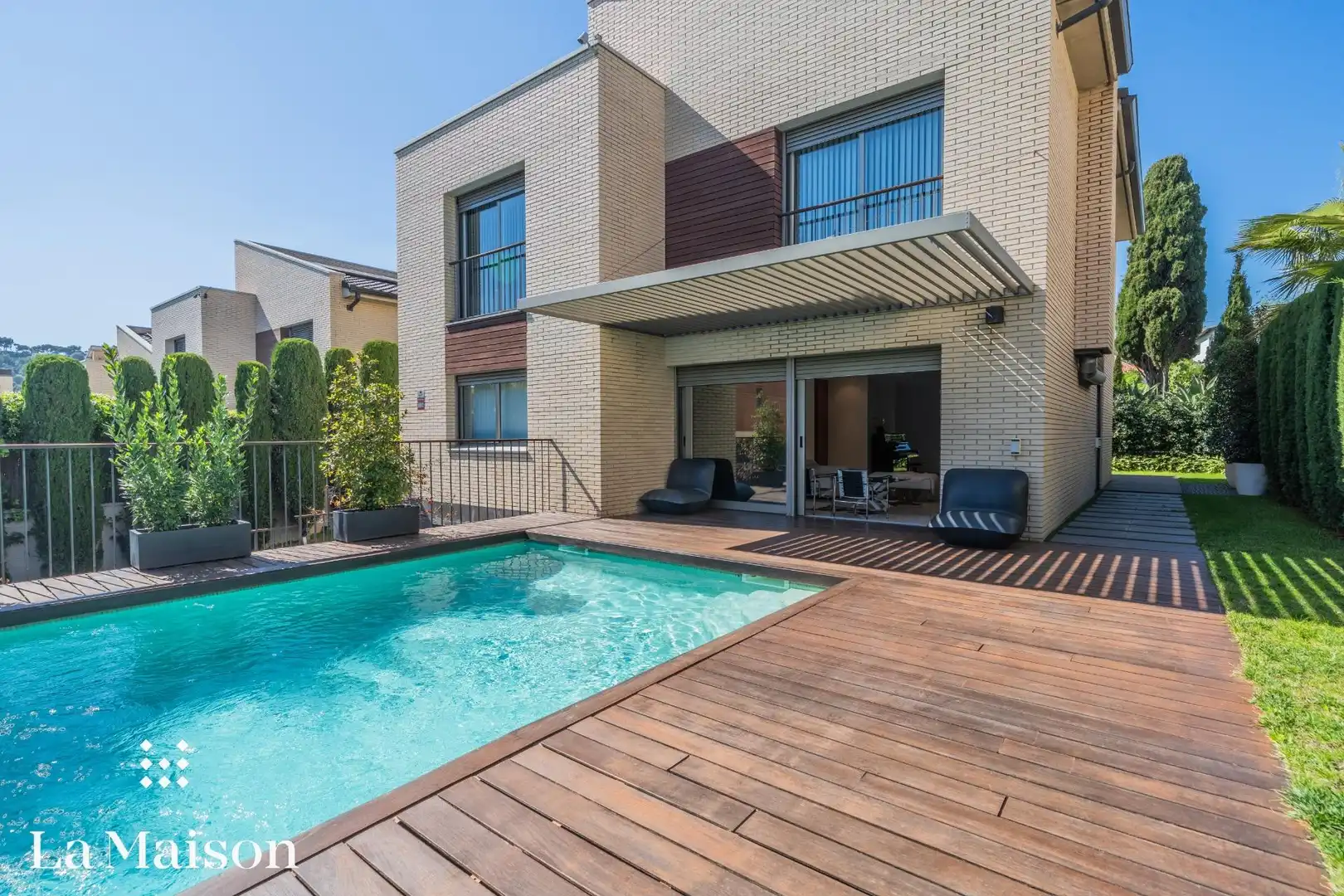 Piscina de Casa o chalet en venta en Vilassar de Dalt con Aire acondicionado, Calefacción y Jardín privado