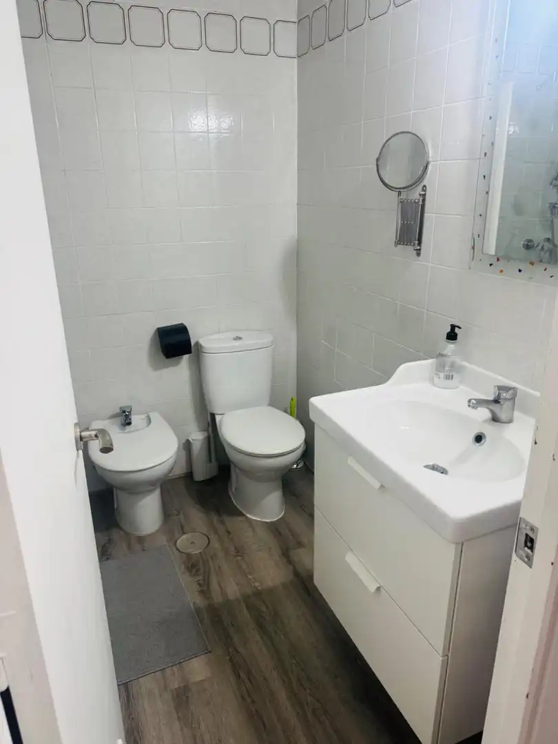 Baño de Piso en venta en Sevilla con Aire acondicionado, Calefacción y Terraza