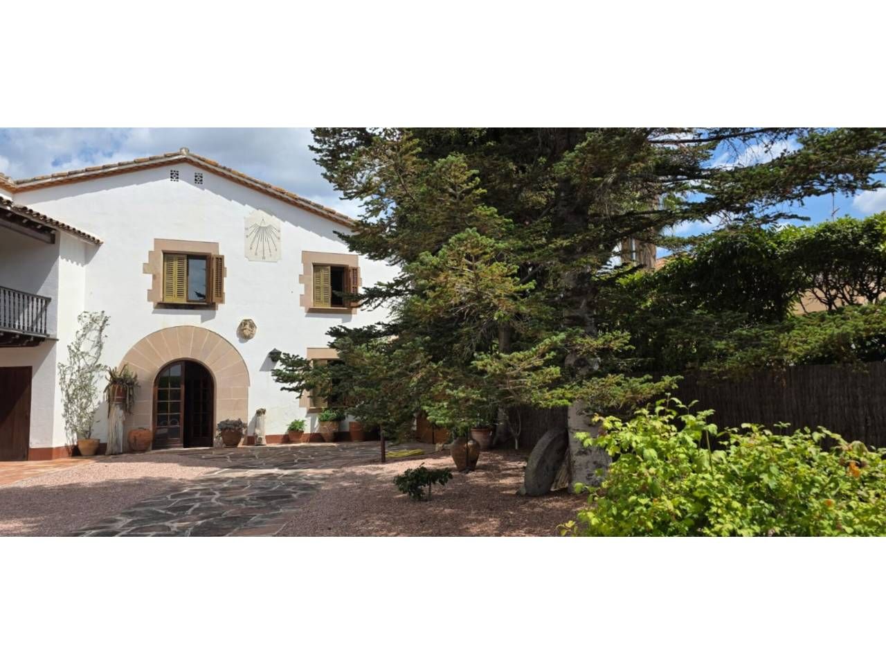 Vista exterior de Casa o xalet en venda en Les Franqueses del Vallès amb Calefacció, Jardí privat i Terrassa