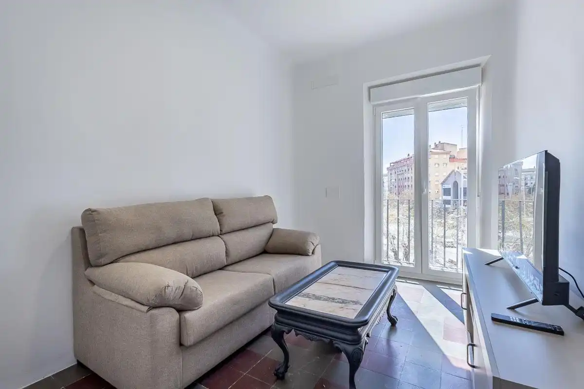 Sala de estar de Piso de alquiler en Granada con Aire acondicionado, Amueblado y Balcón