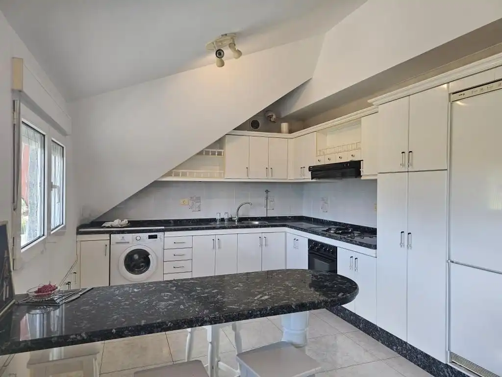 Cuina de Casa o xalet en venda en Boiro amb Calefacció, Parquet i Terrassa