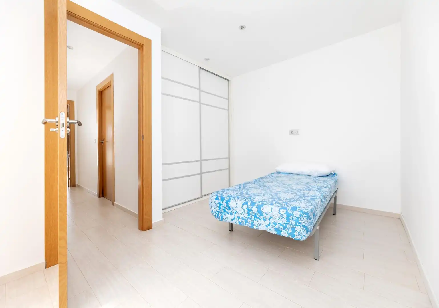 Bedroom of Attic for sale in Las Gabias  with Air Conditioner, Heating and Terrace