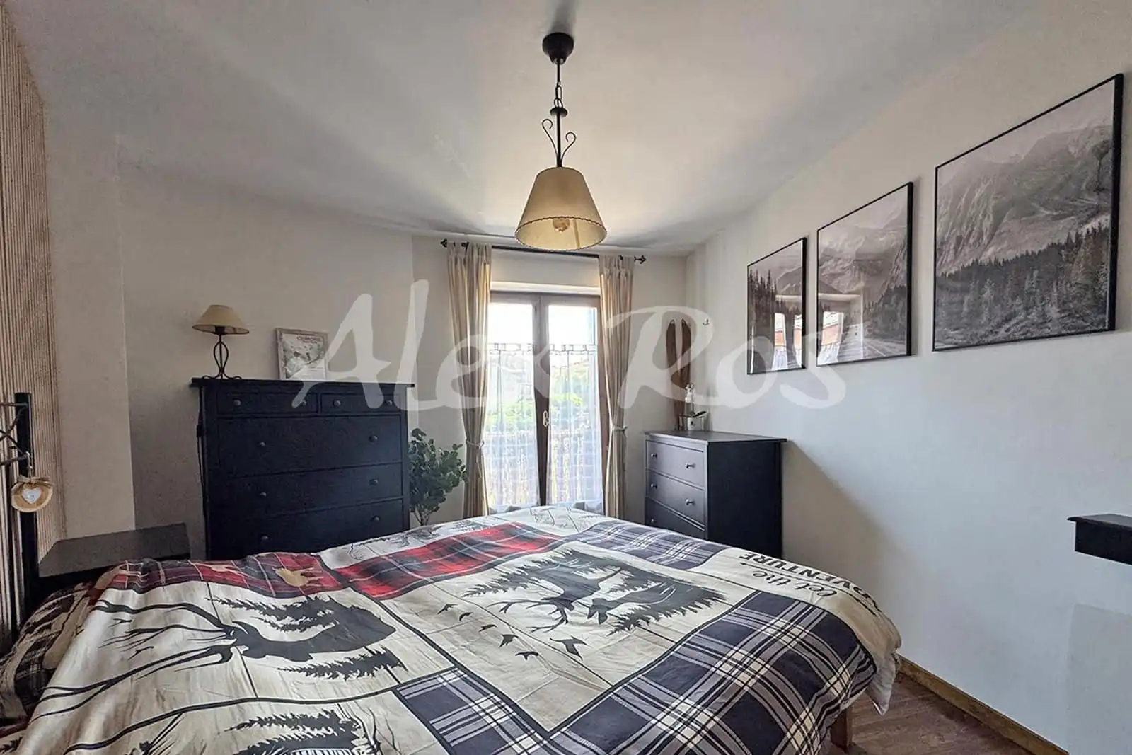 Schlafzimmer von Wohnungen zum Verkauf in Bellver de Cerdanya mit Terrasse, Abstellraum und Möbliert