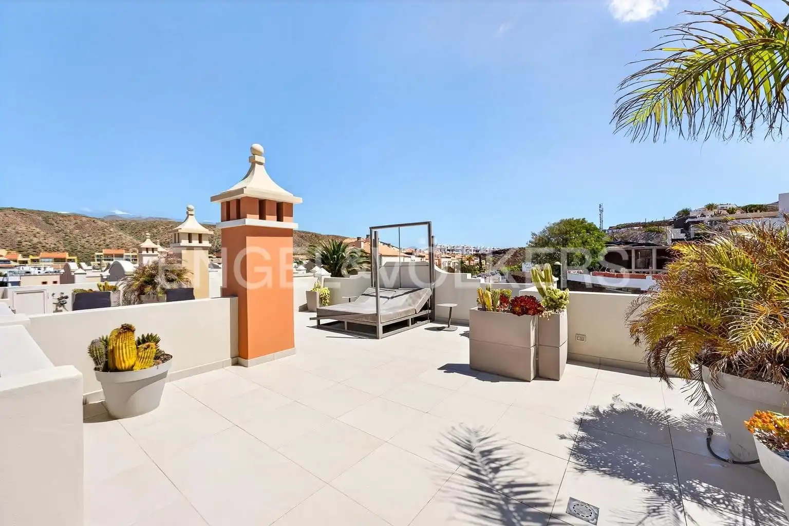 Terrasse von Haus oder Chalet zum Verkauf in Arona mit Klimaanlage, Terrasse und Schwimmbad