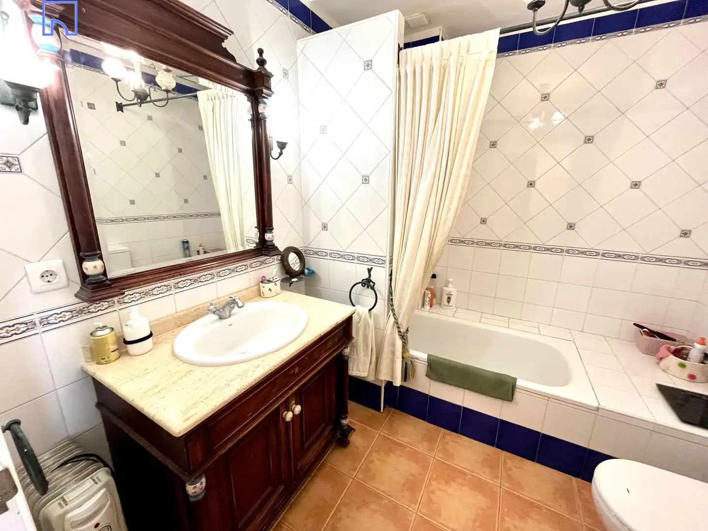 Baño de Casa o chalet en venta en Tudela con Aire acondicionado, Calefacción y Jardín privado