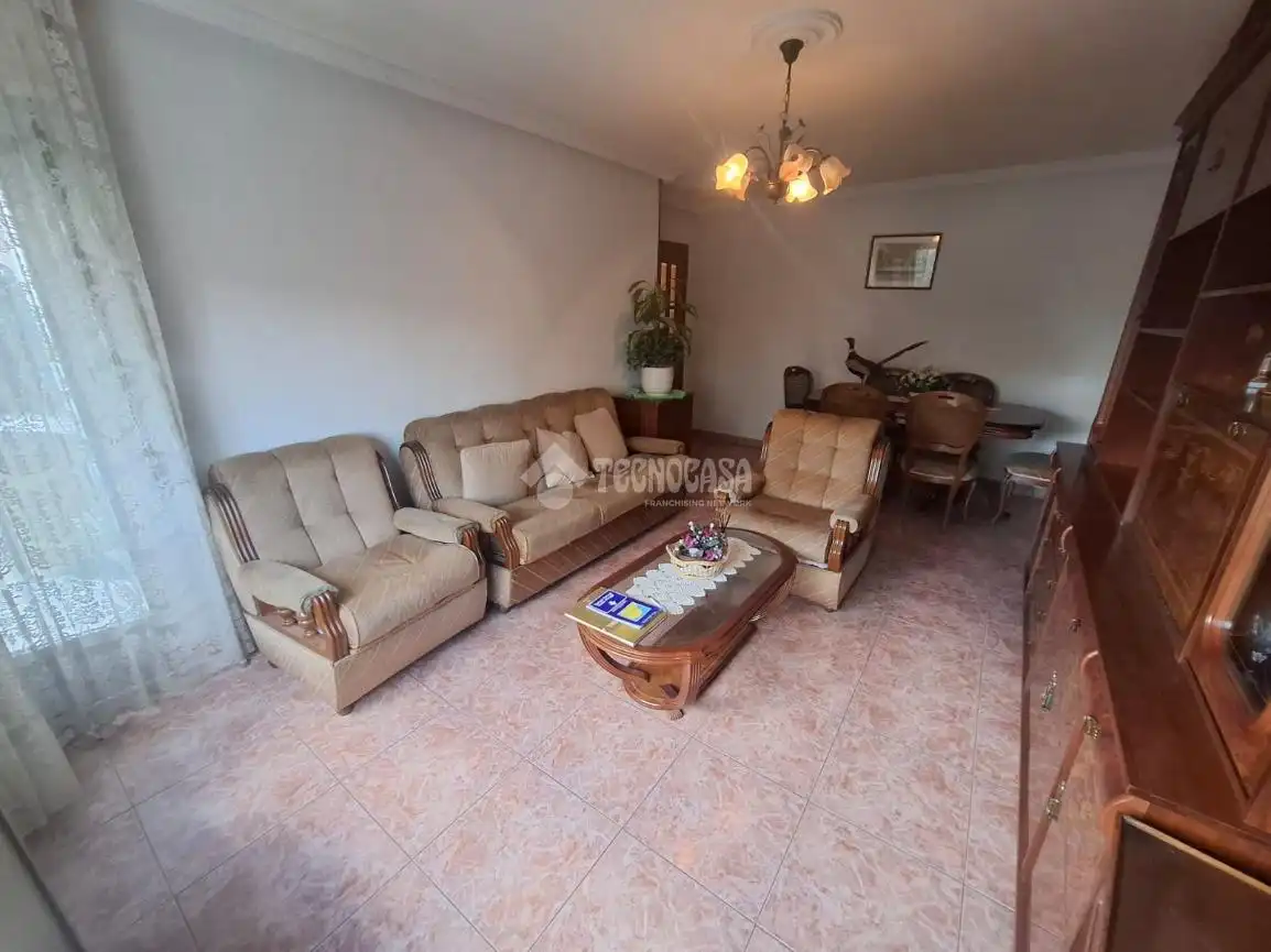 Sala d'estar de Pis en venda en Ávila