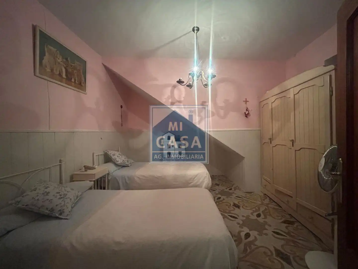 Dormitori de Casa o xalet en venda en Mérida amb Aire condicionat i Terrassa