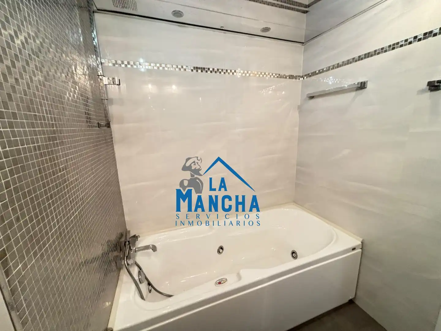 Baño de Piso en venta en Carretas - Pajarita