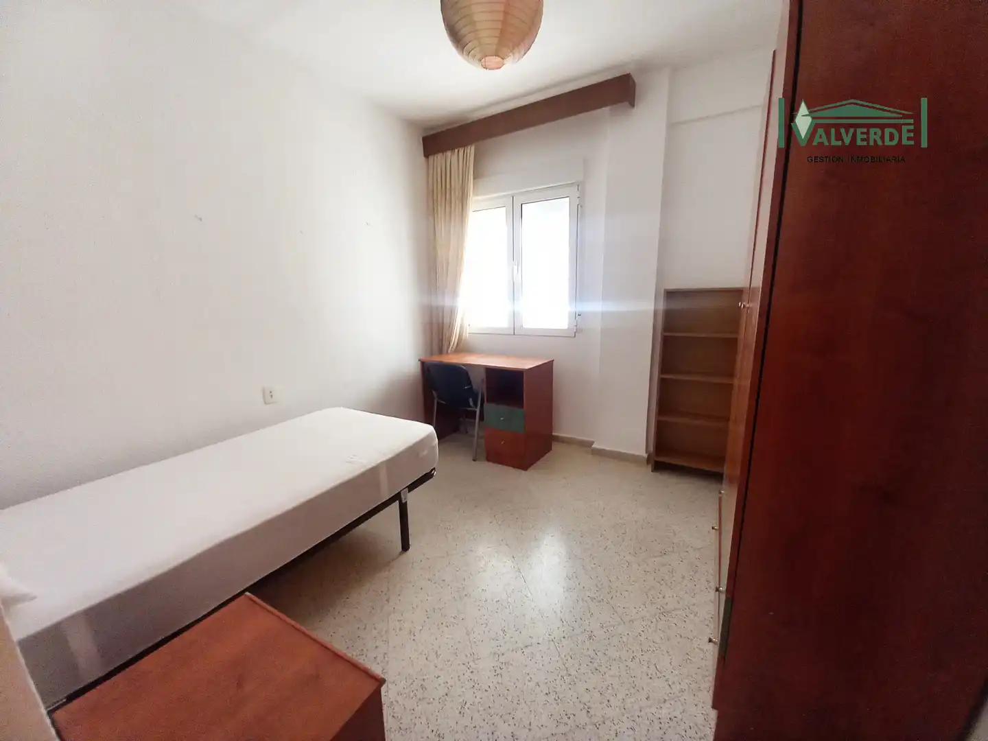 Bedroom of Flat for rent in Granada  with Heating, Furnished and Washing machine