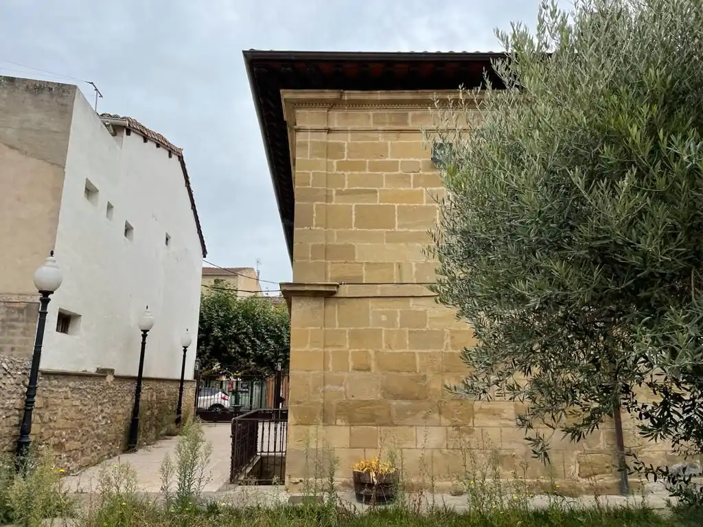 Country house zum Verkauf in Calle Mayor, Castañares de Rioja