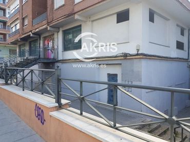 Local comercial en venda a Calle Virgen de Icíar