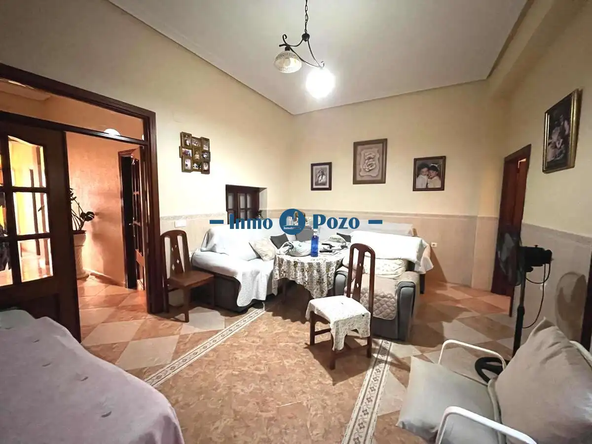 Haus zum Verkauf in Almendralejo, imagen 3