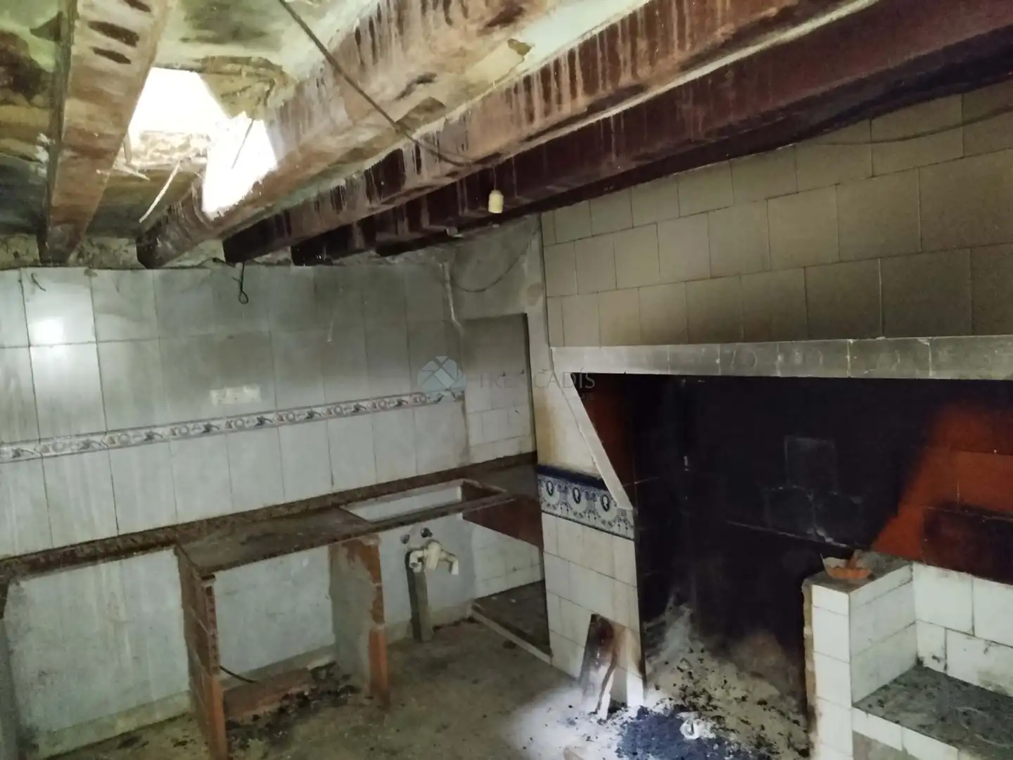 Cuina de Pis en venda en Sant Mateu amb Traster