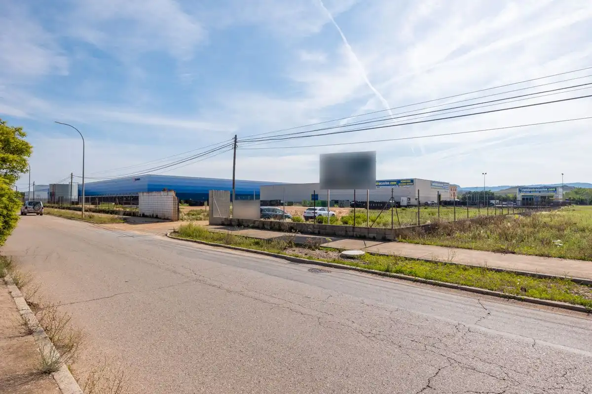 Vista exterior de Terreny industrial en venda en Marchamalo